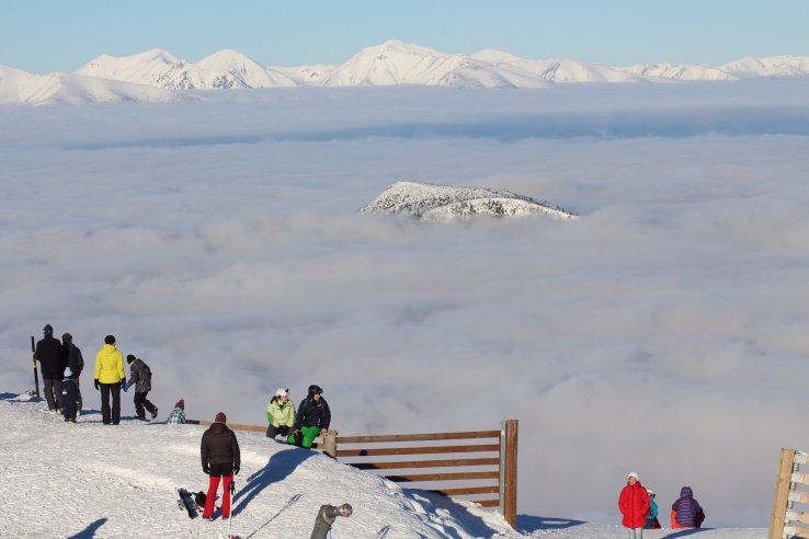 Туры в курорт Ясна, аренда оборудования